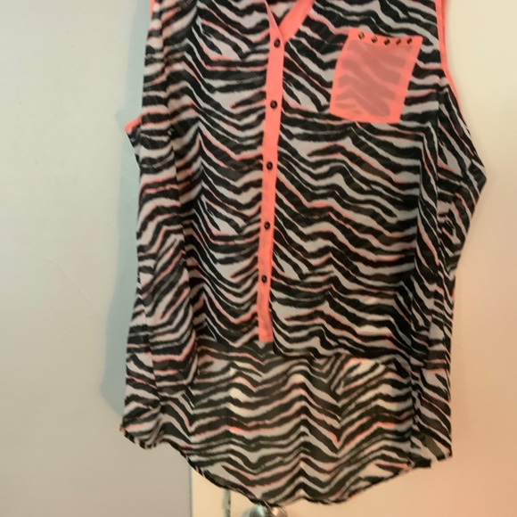 Hi low Top - Picture 3 of 4